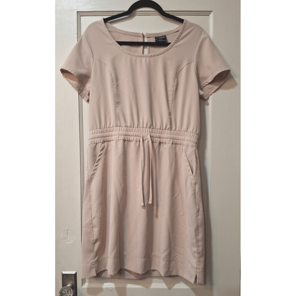 32 Degrees COOL T-Shirt Dress Short Sleeve Round Neck Pockets Knit Beige, Medium